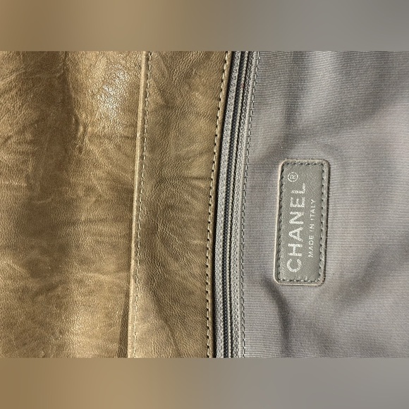 Chanel Quilted chain shoulder bag caviar leather kaki colour - Picture 4 of 7